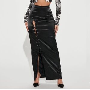 Lace up maxi skirt